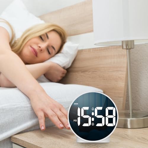 Reloj espejo despertador LED estético con pantalla ajustable para dormitorio 3