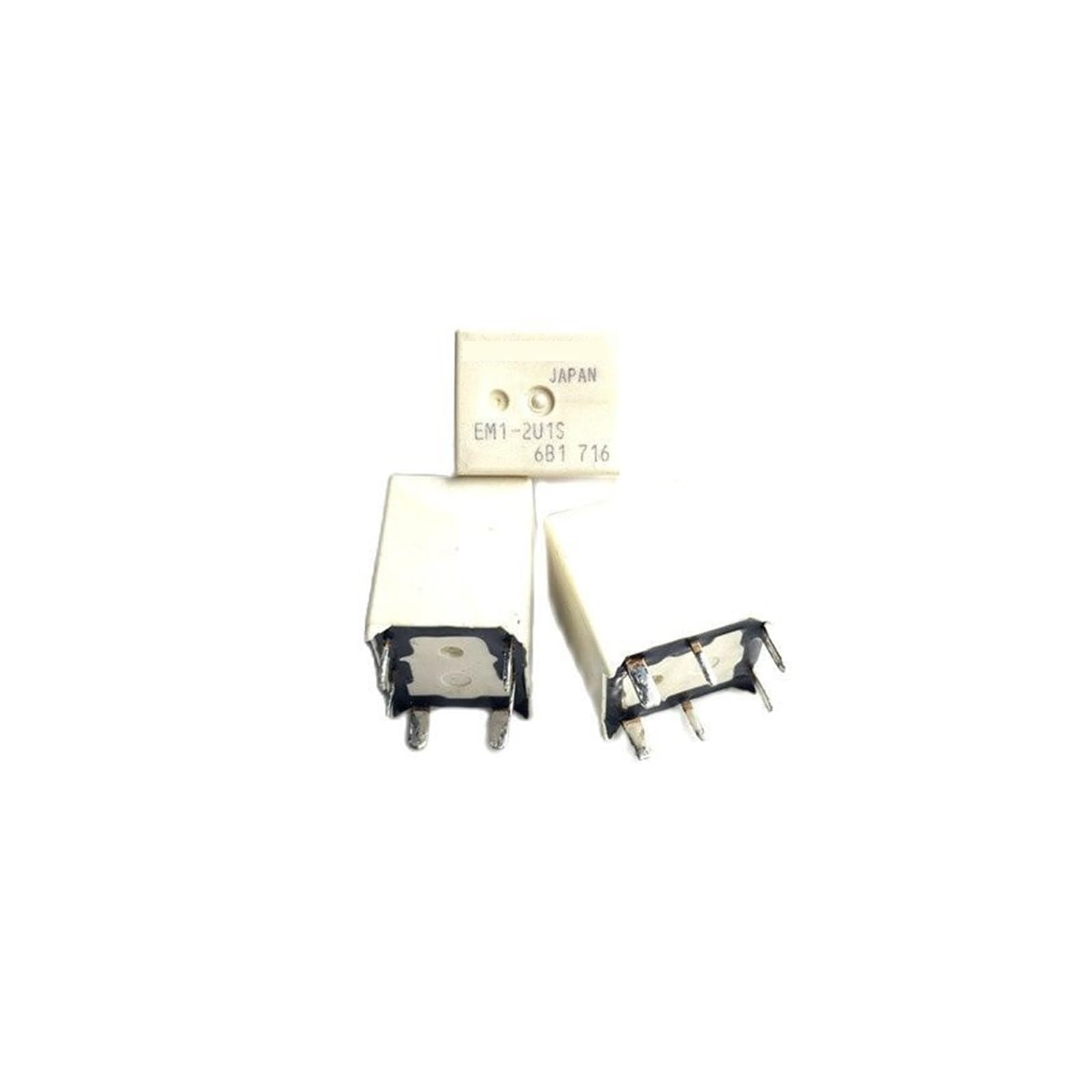 Relais de voiture EM1-2U1S haute performance pour commutation stable