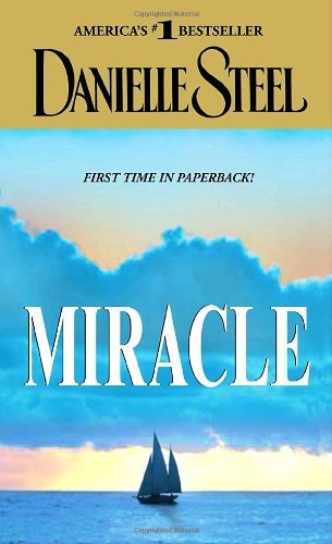 By Danielle Steel Miracle (Reprint) [Mass Marke... B00SCTWZN6 Book Cover