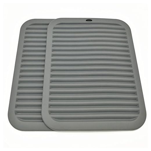 Smithcraft Silicone Trivets for Hot Dishes, Pots and Pans, Hot Pads for Kitchen, Heat Resistant Mat Quartz Countertops, Silicone Mats for Kitchen Counter, Table Pot Holders Trivet mat Set 2 Dark Grey