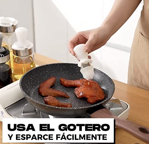 Aceitera con brocha de silicona y botella dispensadora de 550ml 8