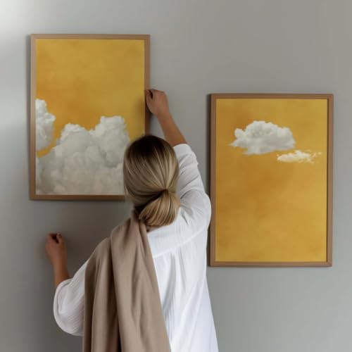 Lienzo de nubes amarillas y mostaza ideal para dar calidez a tu salón moderno 4
