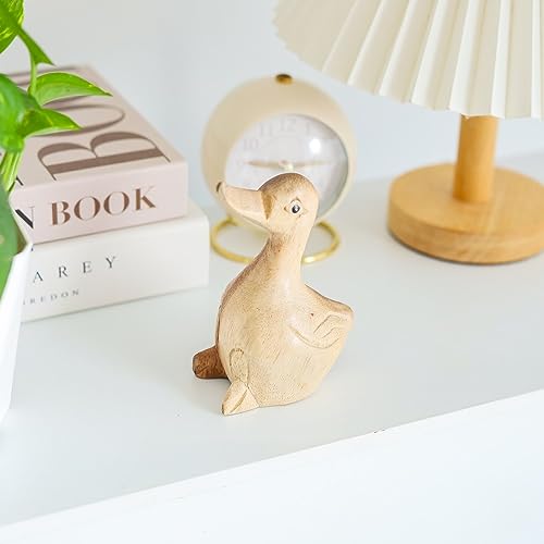 Figura de Pato Tallado en Madera Hecha a Mano miniatura 3