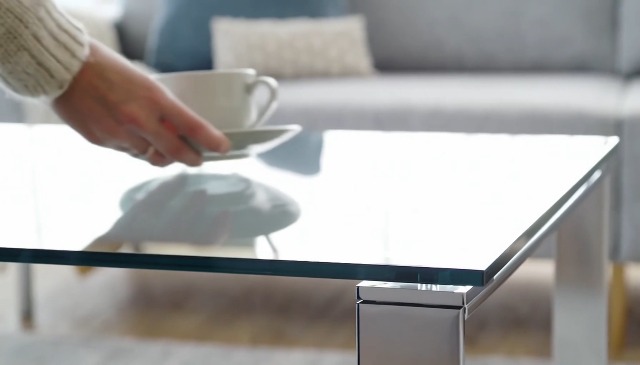 Amazon.com: Cortesi Home Remi Contemporary Glass Console Table