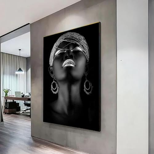 Peinture de femme noire avec éclats argentés : une toile ethnique premium