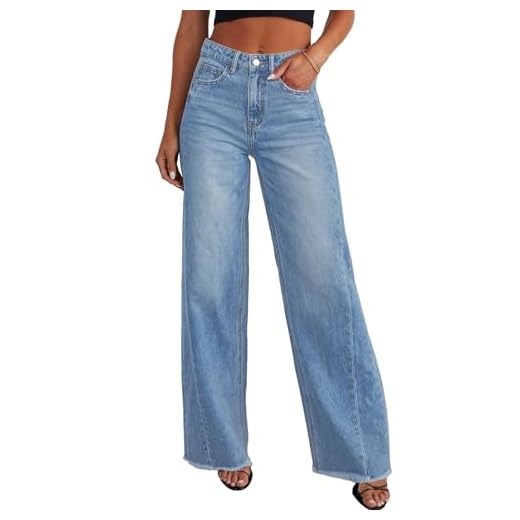 25 Rainy Day Outfits for Women – Chic Looks to Stay Stylish in Wet Weather Wide Leg Jeans