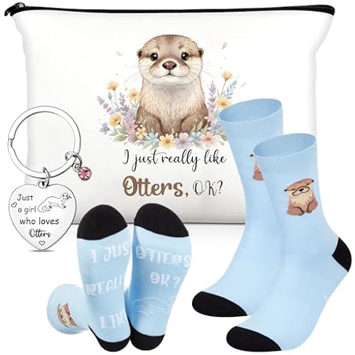 Photect 3 Piezas Set de Regalo para Amantes de Animal para Mujeres Incluye Calcetines Bolsa de Maquillaje y Llavero de Acero Inoxidable para Cumpleaños, Graduación, Acción de Gracias y Navidad(Nutria) | Ya disponible en tu tienda friki favorita! En mundofriki.es!