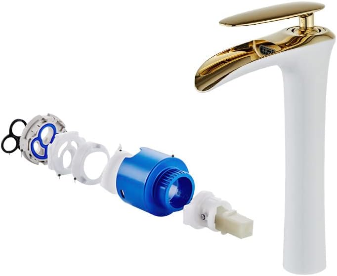 九谷焼 青手九谷 青泉窯 北出不二雄作 ぬりうめ手 蝶文盃 共箱 C R6966