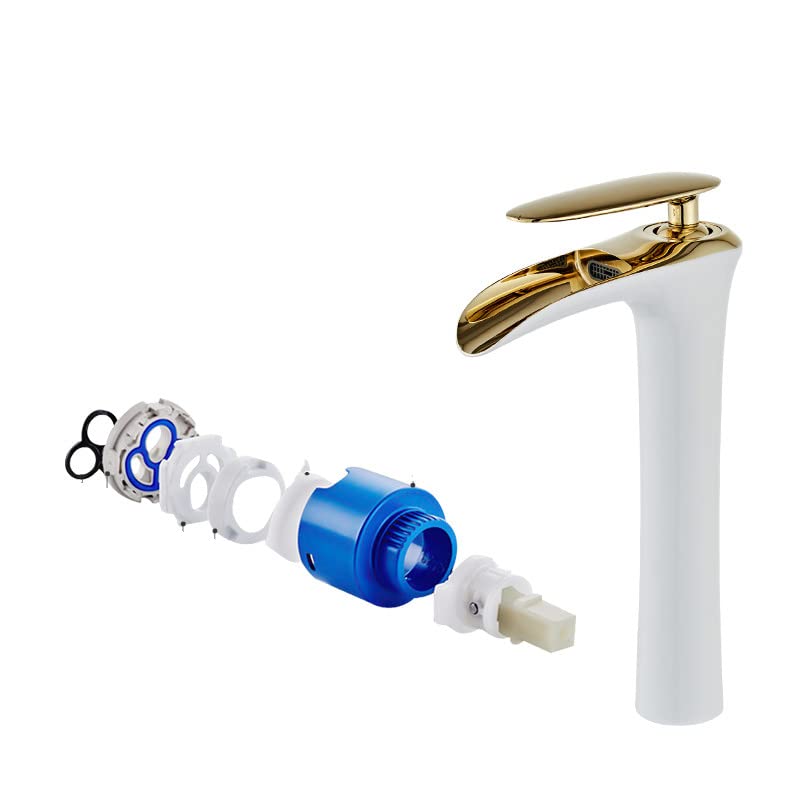 Mitigeur de lavabo cascade blanc et or pour une ambiance spa à la maison