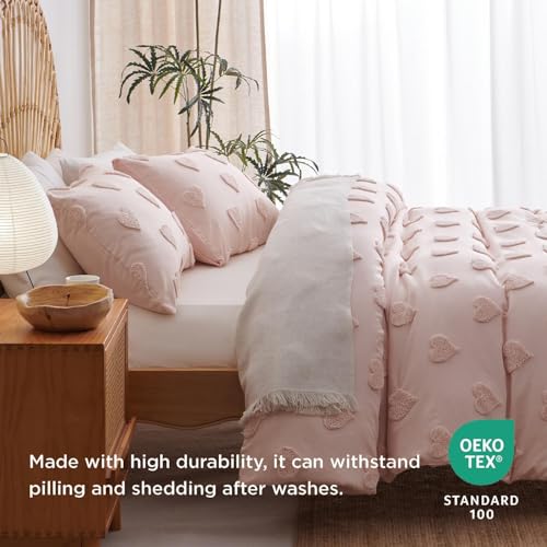 Image of Boho Tufted Comforter Set King Size Pink Heart Tufted Textured Bedding Set 3 Pieces Farmhouse Shabby Chic Embroidery Bed Set Soft Jacquard Comforter for All Season with 2 Pillowcases
