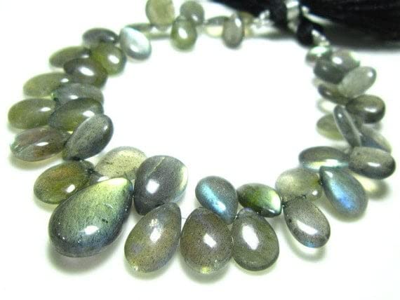 Labradorite briolette poire pierre naturelle bleue en fil de 7 pouces pour bijoux