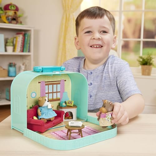 Li'l Woodzeez – Living Room Playset with Furniture & Accessories – Compact Travel Suitcase, Portable Dollhouse Playset for Imaginative Pretend Play – Miniature Toy Set for 3+ Years - Image 3