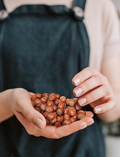 Image of Anna and Sarah Large Oregon Hazelnuts in Shell (2.5 Lbs)