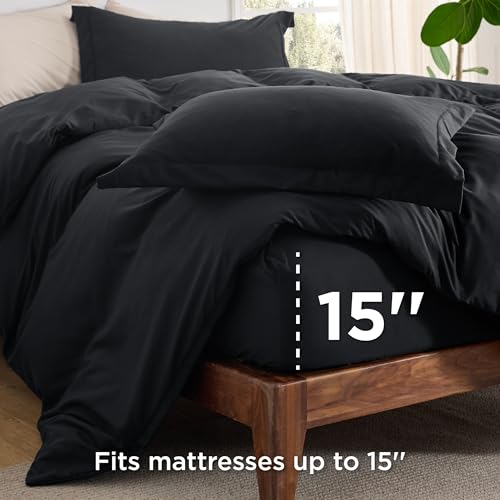 Image of Bedsure Duvet Cover with Fitted Sheet King - Deep Pocket, Hotel Luxury Soft Double Brushed Bedding Set with Zipper Closure, 1 Duvet Cover, 1 Fitted Sheet, 2 Pillow Shams, NO Comforter, Black