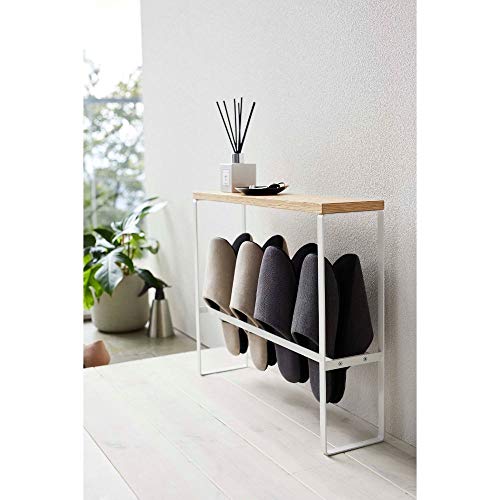 YAMAZAKI 5153 TOWER range-pantoufles pour libérer l'espace au sol