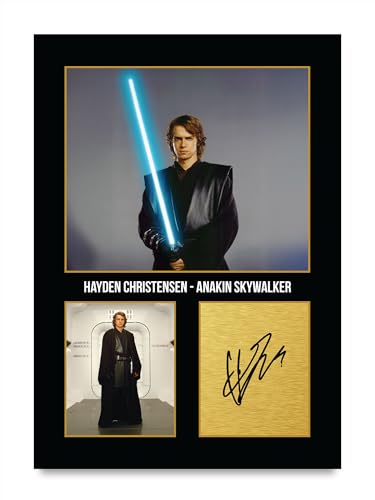Bild: HWC Trading Hayden Christensen Star Wars Anakin Skywalker Geschenke Geducktes Signiertes Autogramm Foto f�r Fans von Film Memorabilien - A4 Nur Druck (ID-005183) f�r 7,49 EUR  bei Amazon