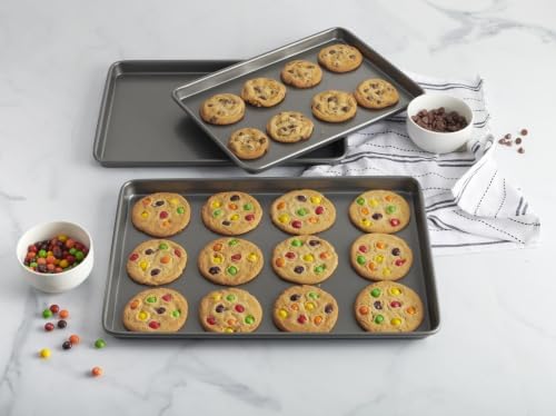 GoodCook Everyday Nonstick Baking Sheet Set, 3 Pack Includes Small (13×9) Medium (15×1) and Large (17×11) Pans Carbon Steel Construction Cookie Sheets Bakeware Set, Gray