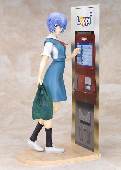 Amazon.co.jp: ローソン限定 綾波レイ Loppi Ver. 制服