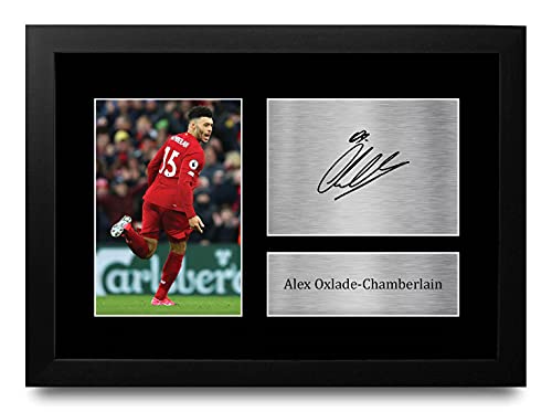Photo dédicacée d'Alex Oxlade-Chamberlain sous cadre A4 pour supporter du Liverpool FC