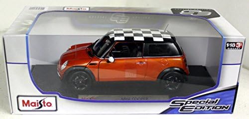 Maisto 1:18 Special Edition - 2011 Mini Cooper Die Cast Vehicles