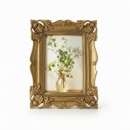 Portarretratos vintage floral que resalta fotos apagadas con un relieve tallado elegante 2