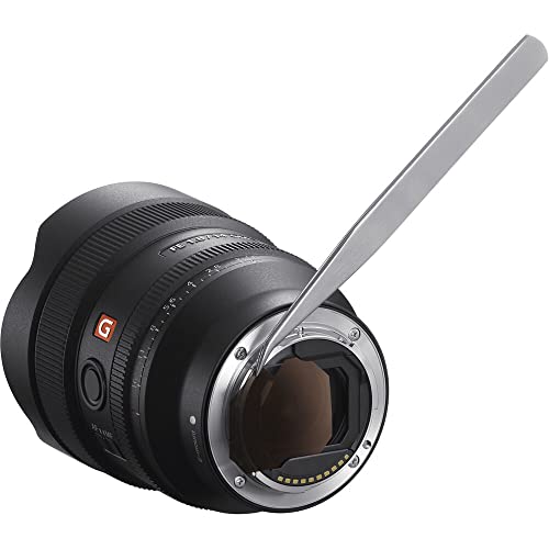Image of Sony FE 14mm f /1.8 GM Lens (SEL14F18GM) + Lens Pouch + Lens Cap Keeper + Cleaning Kit + More (Renewed)