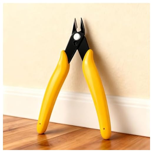 Micro Flush Cutter,5-in Side Cutter Diagonal Cutting Pliers,Non-Slip Diagonal Cutting Pliers for Electronics, Heating Wire, Model Sprue(Yellow)