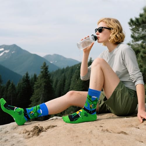 WAMIOKAGRO Wandern Geschenke für Männer Frauen, Wandern Zubehör, Lustige Socken, Männergeschenke Weihnachtsgeschenke für Männer Frauen Teenager Jungen Mädchen Kinder zu Geburtstag Weihnachten