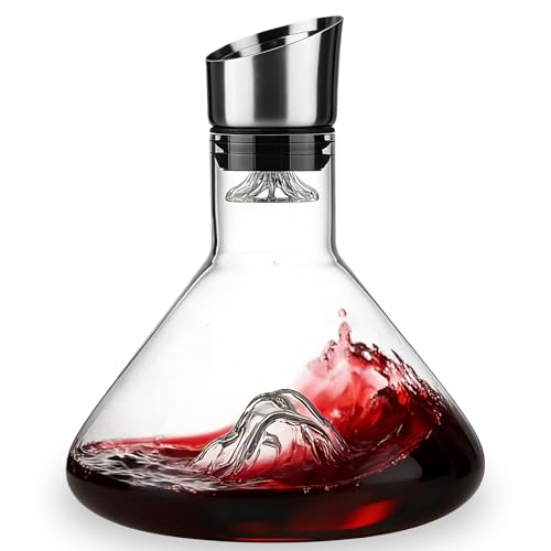 Aerazione efficiente e design innovativo: il Decanter Per Vino Rosso A presenta un'esclusiva apertura a forma di loto che guida il vino attraverso 12 getti, come una cascata. Questo design garantisce un'aerazione particolarmente efficace, esaltando i sapori e gli aromi del vino.
