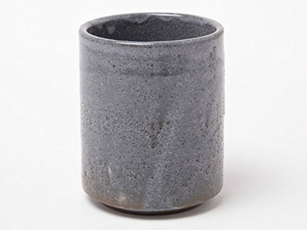 鼠志野ぐい呑み　有名作家家加藤清之内閣総理大臣賞受賞加藤清之作 加藤清三 志野 ぐい呑 酒器 共箱 y-342出品中です。 | 骨董品の買取