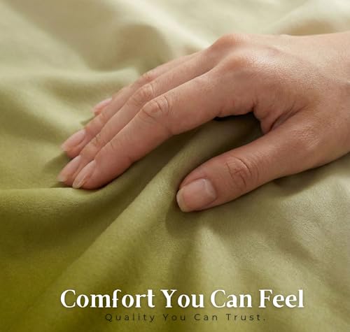 Image of HOMEKART Satin Bedsheet King Size for Double Bed |300 TC Ultra Soft,Silky Smooth Satin Silk Bed Sheet with 2 Pillow Covers |Luxury Bedsheets for Romantic /Date Night (108x108 Inche,(Olive Sage)