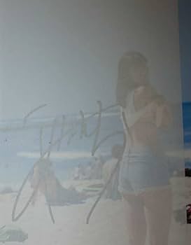 Amazon.co.jp: 稲村亜美 直筆サイン入り写真集 どまんなか 生