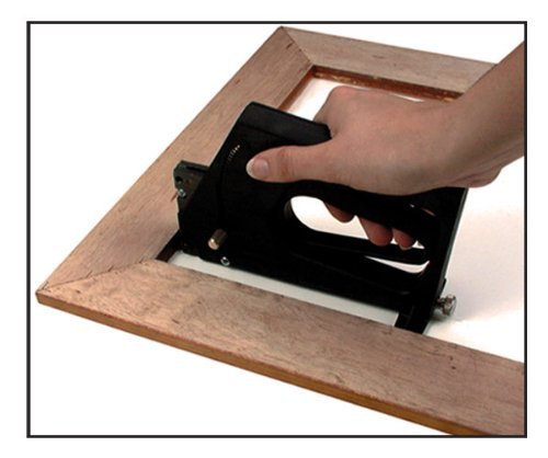 Fletcher FrameMaster Point Driver soluciona la sujeción de traseras de cuadros sin romper vidrios