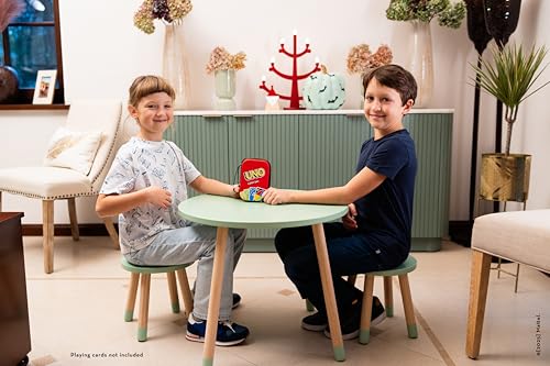 Theo Klein 5901 UNO Tragetasche I Praktische Spielkarten-Tasche für unterwegs I Schützt Karten vor Nässe und Staub I Maße: 11 cm x 3,5 cm x 15,5 cm I Spielzeug für Kinder ab 3 Jahren