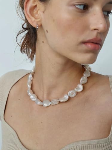 Seashell Pearl Necklace Single-Strand Handmade Beaded Necklaces for Ladies Dainty Faux Pearl Wedding Jewelry for Brides 18”2