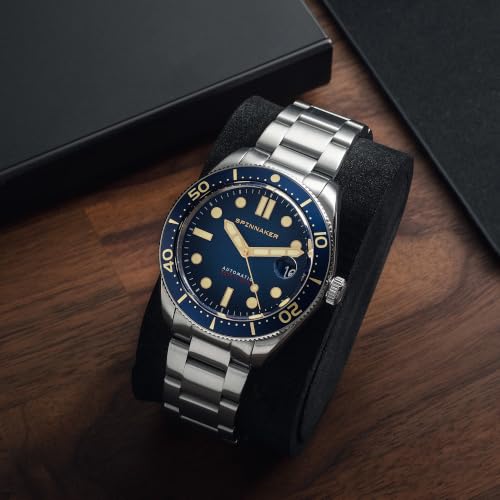 Image of Spinnaker Croft Men's Automatic Dive Watch - Seiko NH35 Movement, 40mm Stainless Steel Case, Water Resistant 150m, Stainless Steel or Leather Strap, SP-510