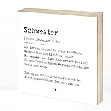 Wunderpixel® Holzbild Definition Schwester - 15x15x2cm zum Hinstellen/Aufhängen, echter Fotodruck mit Spruch auf Holz - schwarz-weißes Wand-Bild Aufsteller Zuhause Büro zur Dekoration Geschenk-Idee