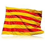 Perfecta para colgarla, la bandera catalana es perfecta para colocarla tanto en balcones como en interiores, dale un toque de color a la decoración de tu casa con sus colores vivos