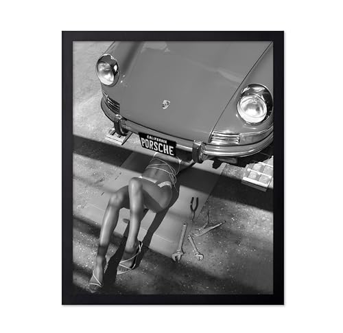 Poster Master Woman Under Classic Car Poster - Sexy Mechanic