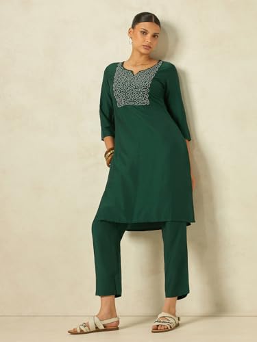 Image of SABYA Silk Blend Embroidered Kurta Set SBY HRKB0225