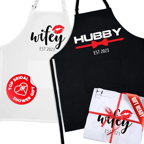 Prazoli Products Mr Mrs Apron Set - Engagement Gifts, Wedding & Bridal Shower Gifts for Couple (Hubby & Wifey Est: 2023, Standard)