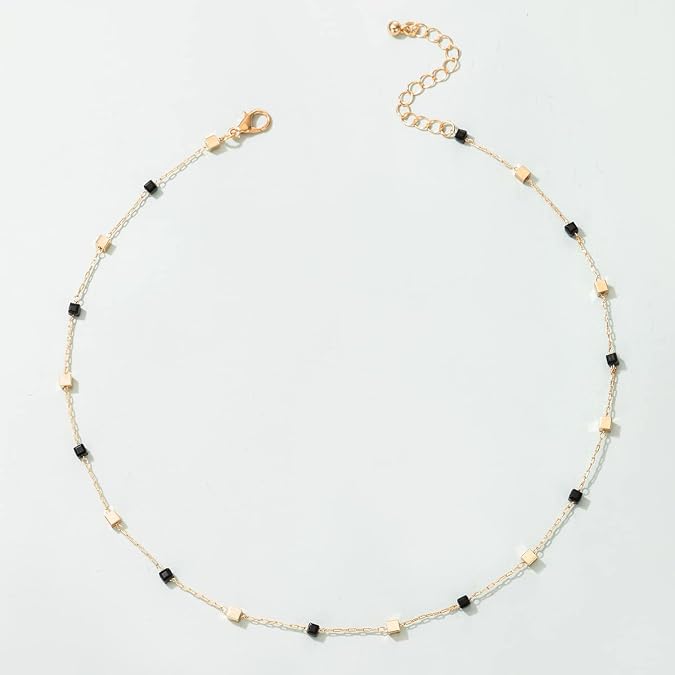 FUTIMELY Bohemia Green Beaded Beads Choker Necklace for Women,Simple Fresh Green Beaded Square Round Bead Choker Necklace