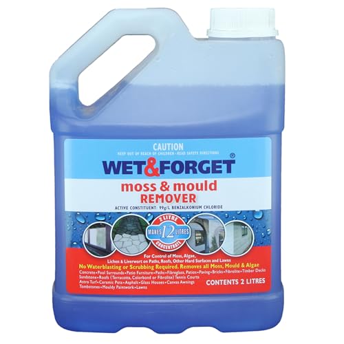 Wet & Forget Moss, & Mould Remover 2L – No Scrub Exterior Moss & Mould removal for Roofs, Decks, Fences, Concrete, Patios, Brick & Cladding –, Bleach-Free Concentrate Formula