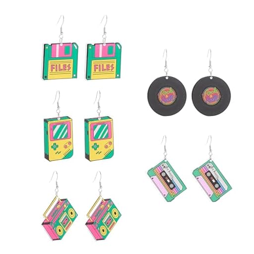 ARYIMYDP 5 Pares de Aretes años 80 90 Retro de Dispositivos, Diseños de Casete, Consola y Vinilo, Perfectos para Fiestas y Carnavales, Accesorios Divertidos para Fiestas de Disfraces | Ya disponible en tu tienda friki favorita! En mundofriki.es!