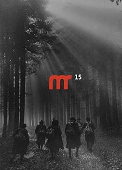 Paperback Etranger résident - La collection Marin Karmitz [French] Book