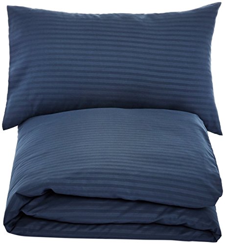 Amazon Basics Set copripiumino Singolo in microfibra, 2 pezzi, copripiumino da 135 x 200 cm e 1 federe da 50 x 80 cm, Blu Navy, a righe - Immagine 2
