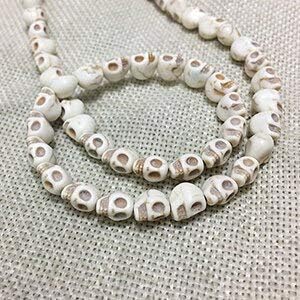 Calvas Gem Natural Stone Manmade Howlite Skull Loose Beads Charms Men Bracelets Jewelry Making Long Necklace Earrings DIY Decoration - (Color: Beige, Item Diameter: 10mm 35pcs)