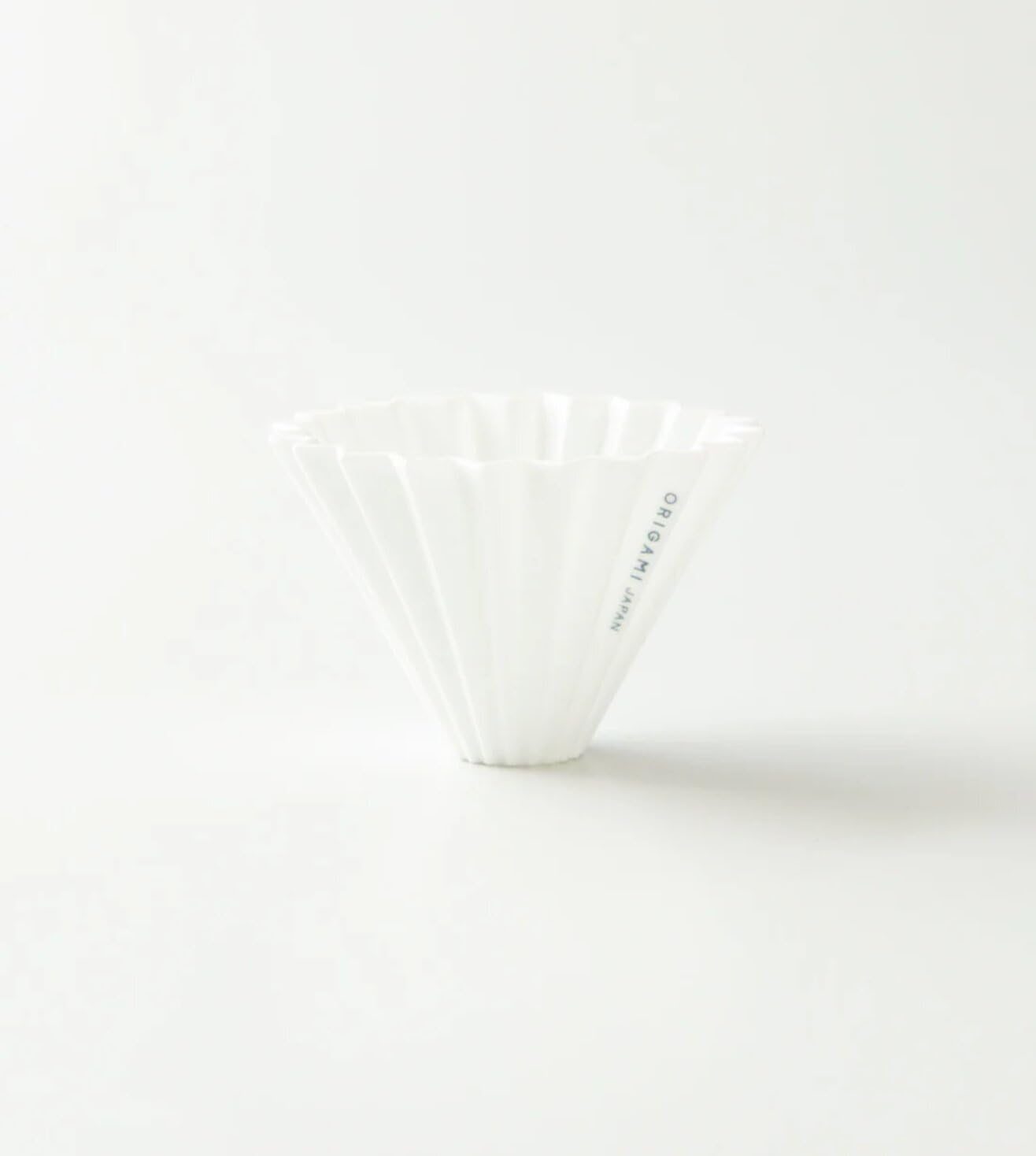 Origami Ceramic Small Coffee Dripper from Japan, for 1-2 Cups, Pour Over Coffee Maker for Manual Brewing, Cone Shaped Dripper, Durable & Heat-Retaining, Home, Café, Barista Accessory (White, Small)-image-41