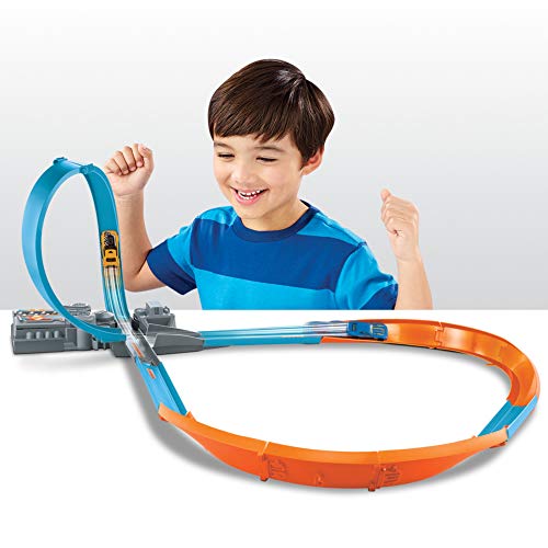 Hot Wheels GGF92 - Rennstrecke mit 8er-Kurve mit motorisierten Loopings für Geschwindigkeit, Spielzeug Autorennbahn für… – Bild 3
