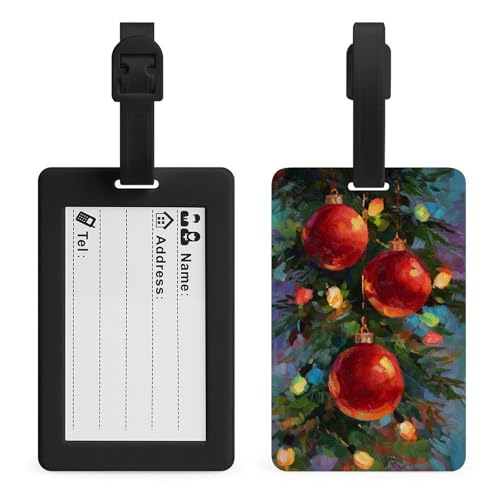 Árbol de Navidad con tres adornos rojos, etiqueta de equipaje, bolsa de viaje, maleta, etiquetas de nombre de equipaje